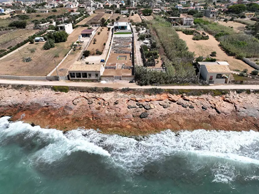 Immagine 31 di Villa in vendita  in Via del Mare a Scicli