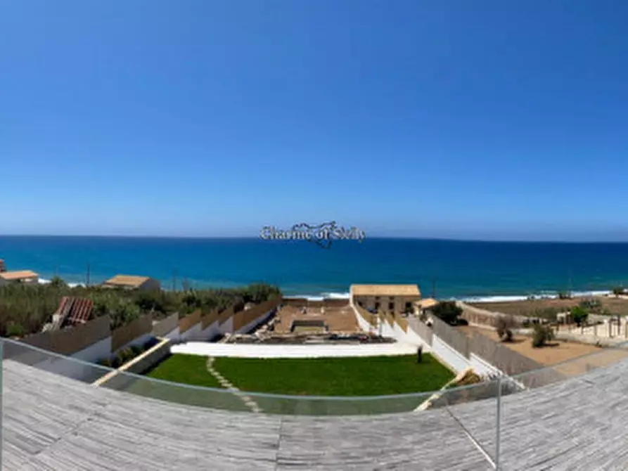 Immagine 32 di Villa in vendita  in Via del Mare a Scicli