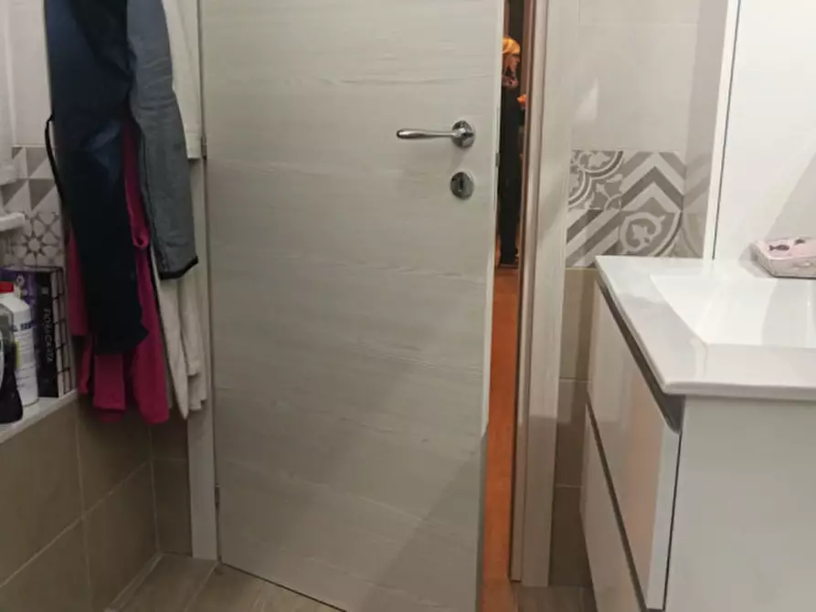 Immagine 11 di Appartamento in vendita  in via mameli a Rapallo