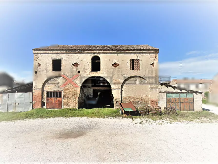 Immagine 1 di Rustico / casale in vendita  in Via G. Matteotti 20 bis a Cavarzere