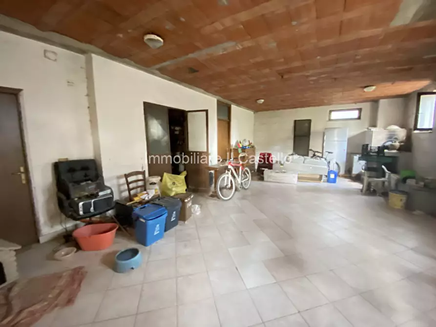 Immagine 28 di Casa indipendente in vendita  in via dei Partigiani a Castiglione Del Lago