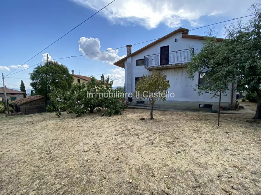 Immagine 33 di Casa indipendente in vendita  in via dei Partigiani a Castiglione Del Lago