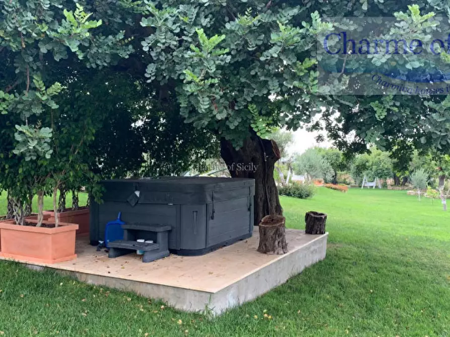 Immagine 39 di Villa in vendita  in Strada Provinciale Favarotta Ritillini a Noto