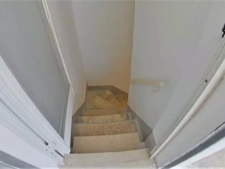 Immagine 21 di Casa indipendente in vendita  in via forcella 156 a Fasano