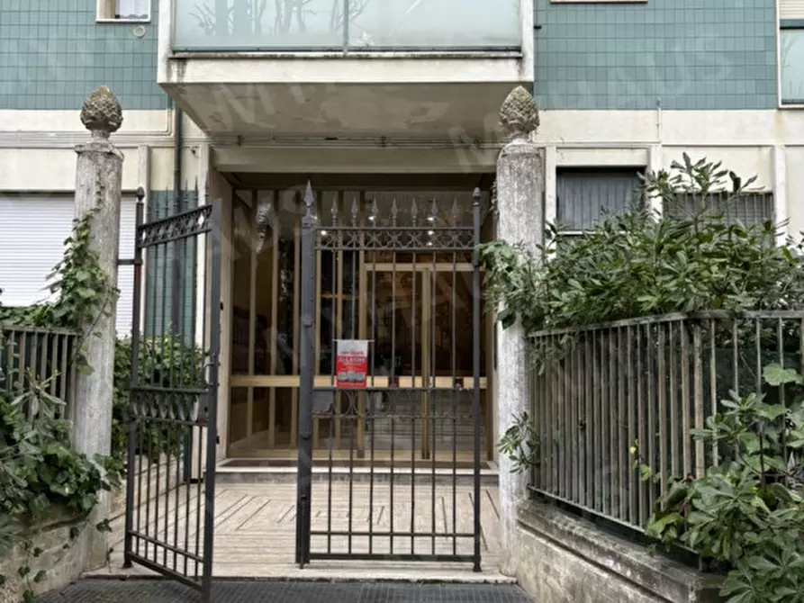 Immagine 43 di Appartamento in vendita  in Viale Giovanni Battista Ramusio 8 a Rimini