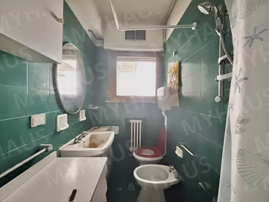 Immagine 46 di Appartamento in vendita  in Viale Giovanni Battista Ramusio 8 a Rimini