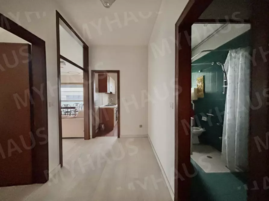 Immagine 47 di Appartamento in vendita  in Viale Giovanni Battista Ramusio 8 a Rimini