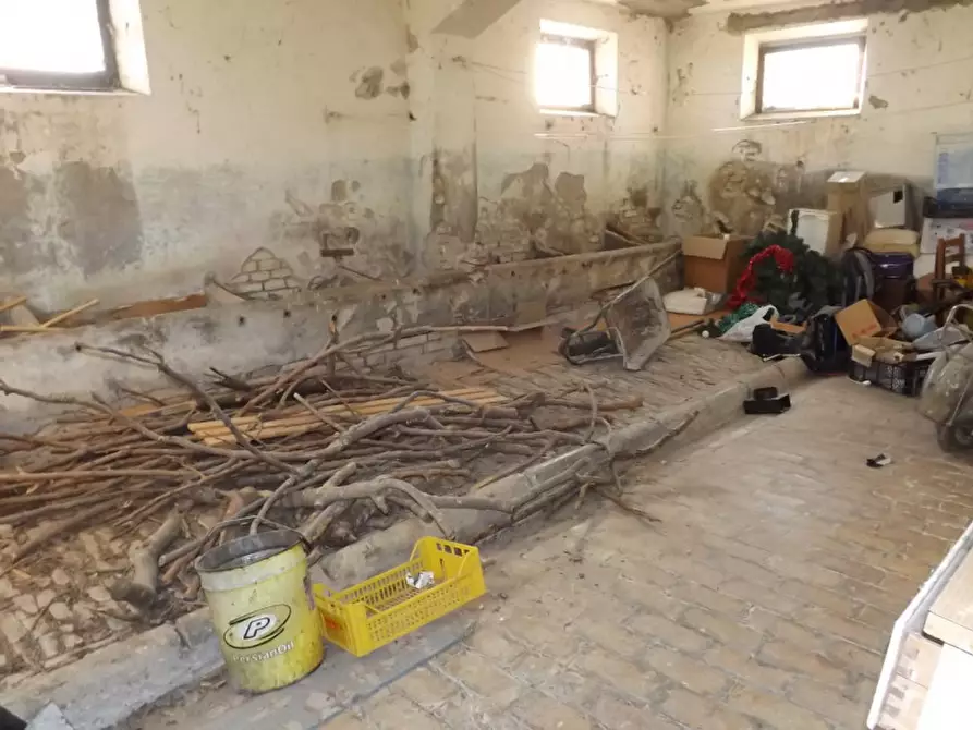 Immagine 21 di Rustico / casale in vendita  a Corinaldo