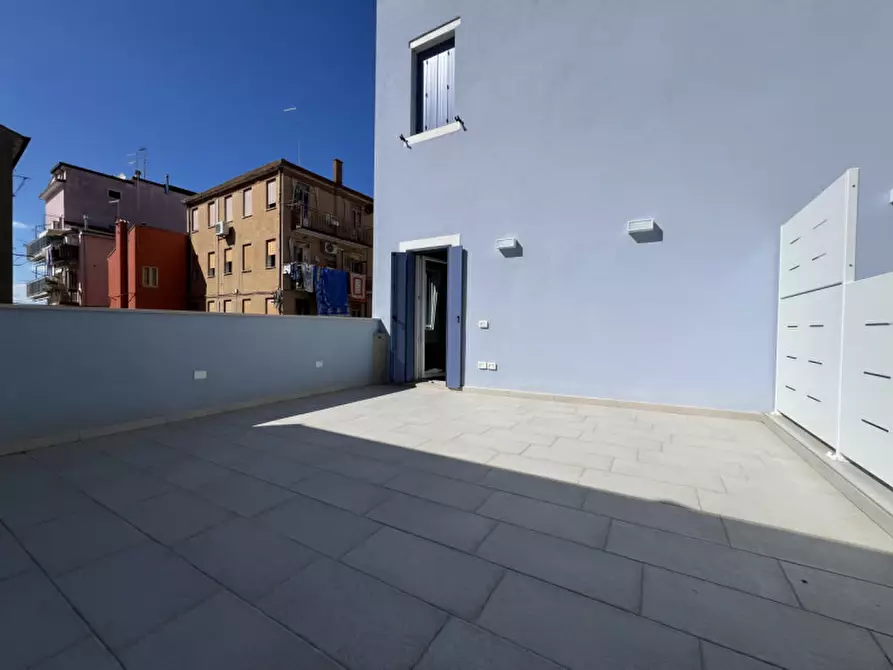 Immagine 3 di Appartamento in vendita  in Fondamenta Lungolaguna a Chioggia