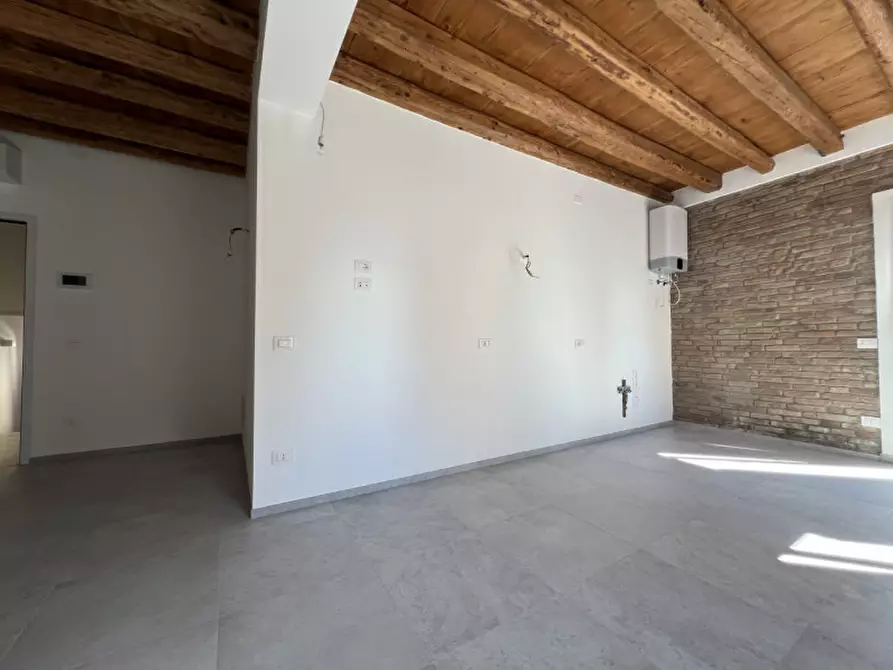 Immagine 7 di Appartamento in vendita  in Fondamenta Lungolaguna a Chioggia