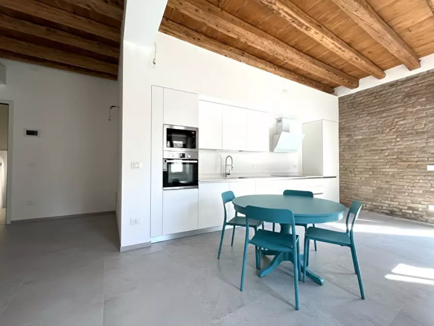 Immagine 8 di Appartamento in vendita  in Fondamenta Lungolaguna a Chioggia