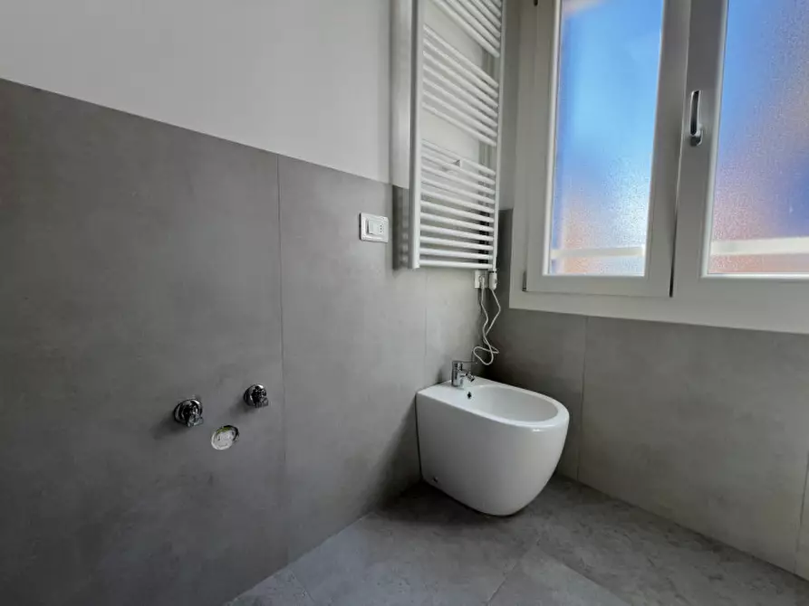 Immagine 11 di Appartamento in vendita  in Fondamenta Lungolaguna a Chioggia