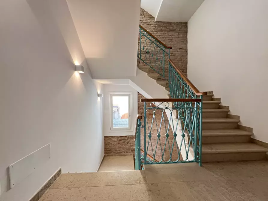 Immagine 18 di Appartamento in vendita  in Fondamenta Lungolaguna a Chioggia