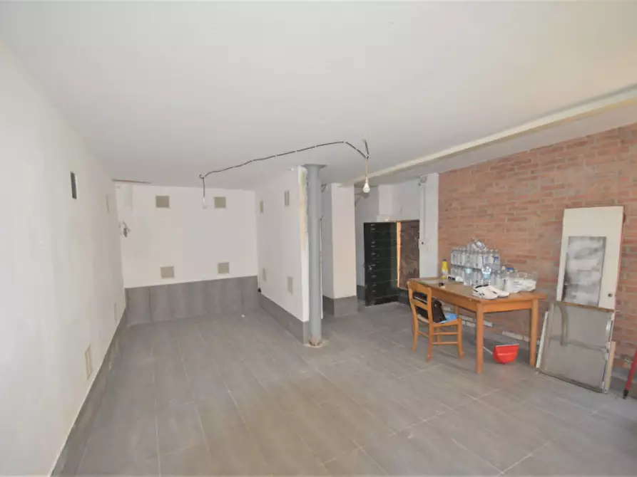 Immagine 2 di Magazzino in affitto  in santi apostoli a Venezia