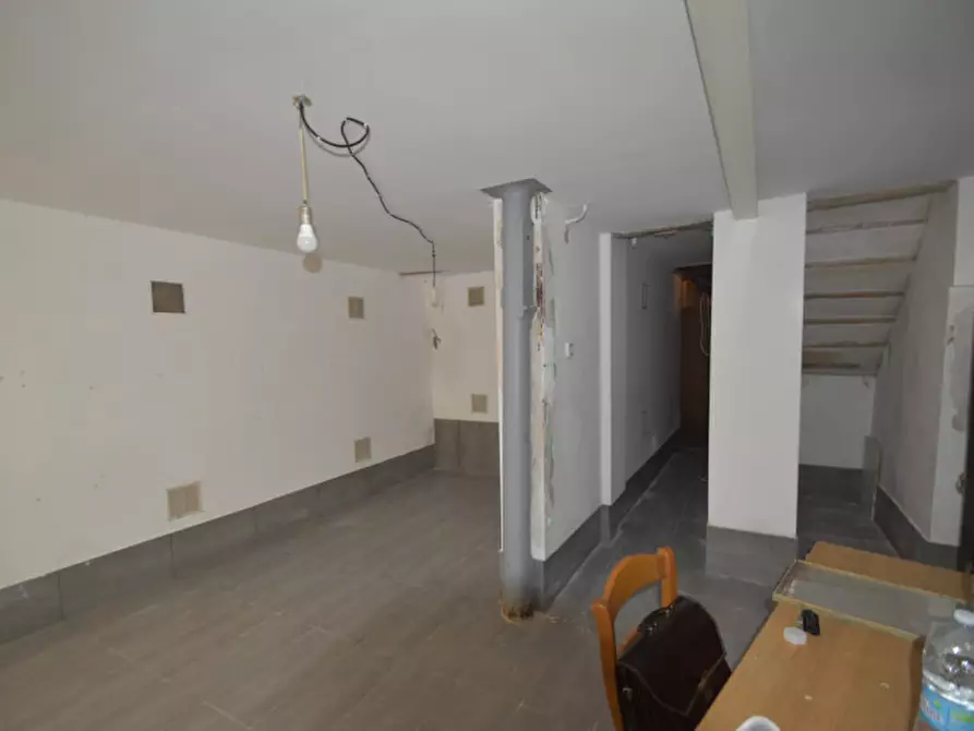 Immagine 6 di Magazzino in affitto  in santi apostoli a Venezia