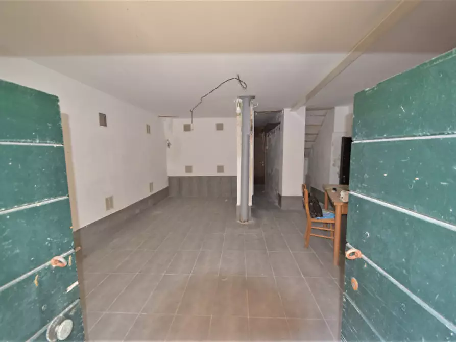 Immagine 9 di Magazzino in affitto  in santi apostoli a Venezia