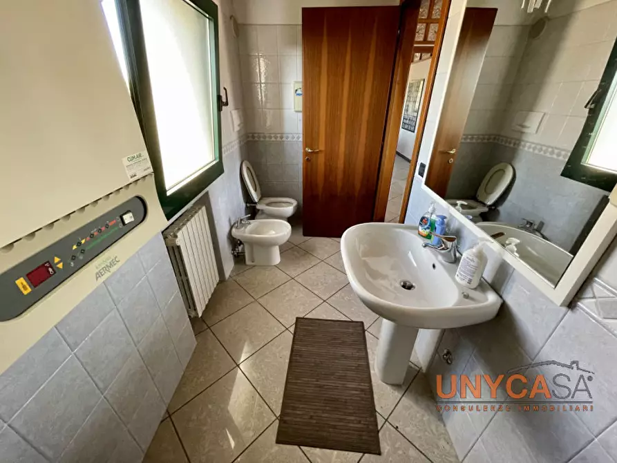 Immagine 12 di Ufficio in affitto  in Via Chiesanuova a Padova