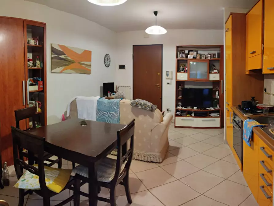 Immagine 6 di Appartamento in vendita  in via Lussemburgo a Montesilvano