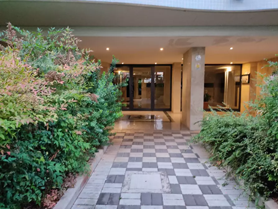 Immagine 22 di Appartamento in vendita  in via Lussemburgo a Montesilvano