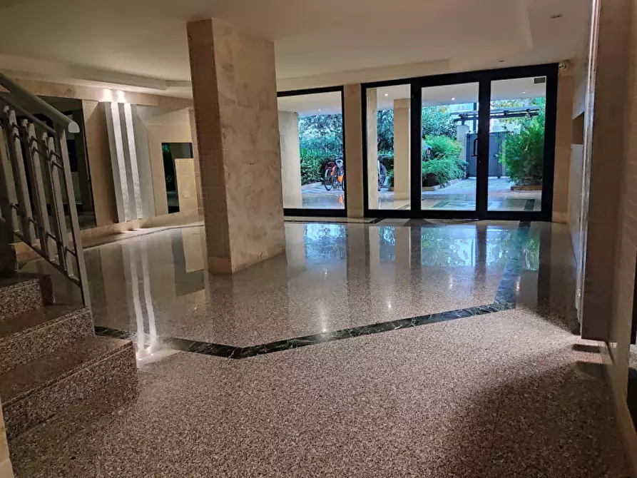 Immagine 23 di Appartamento in vendita  in via Lussemburgo a Montesilvano