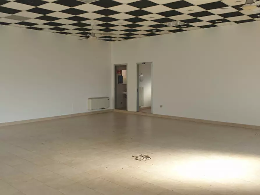 Immagine 8 di Magazzino in affitto  in conselve a Conselve