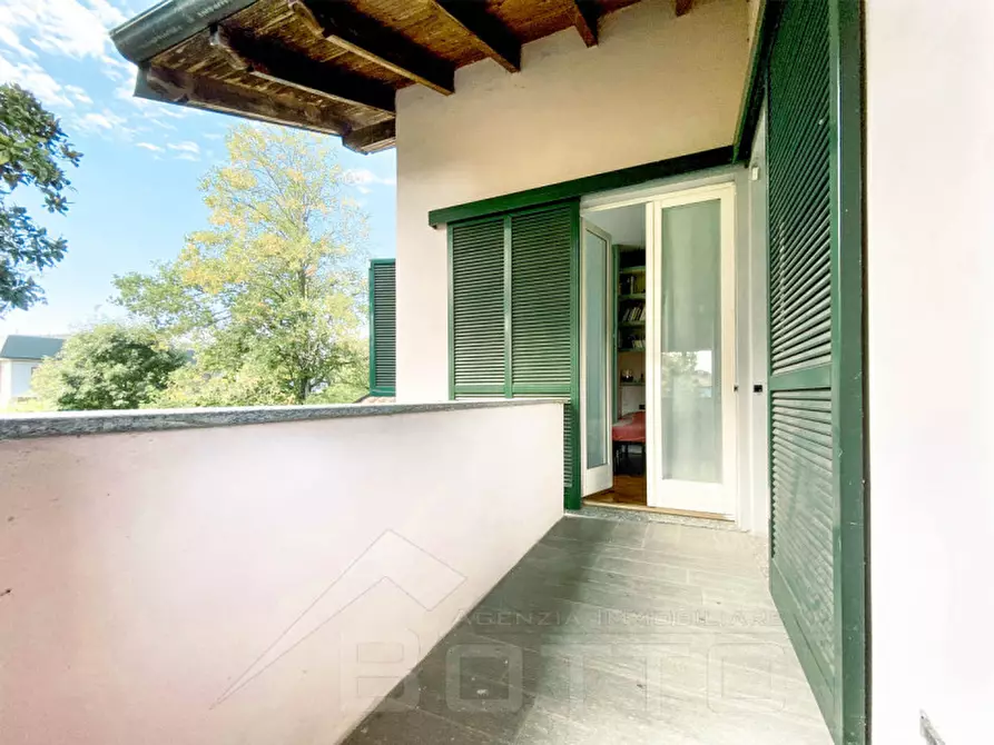 Immagine 25 di Villa in vendita  in Via Novara 9 a Suno