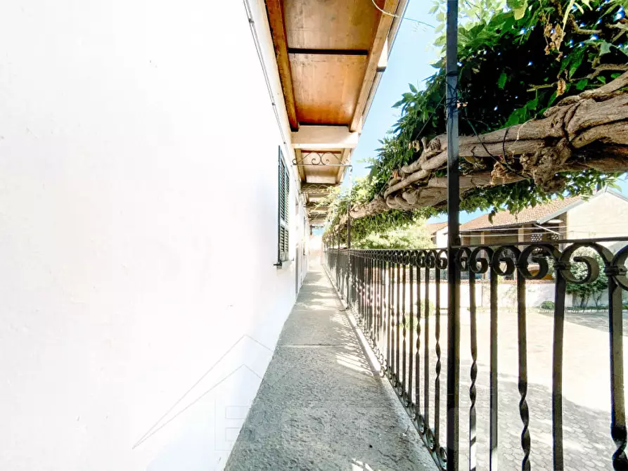 Immagine 26 di Villa in vendita  in Via Novara 9 a Suno