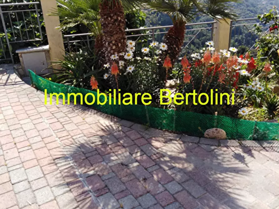 Immagine 8 di Villa in vendita  in via degli inglesi a Bordighera