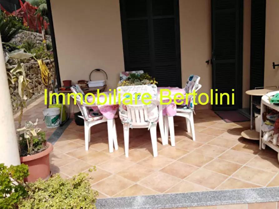 Immagine 13 di Villa in vendita  in via degli inglesi a Bordighera