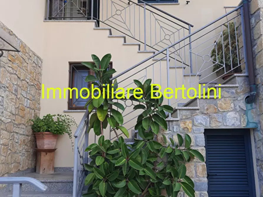 Immagine 29 di Villa in vendita  in via degli inglesi a Bordighera