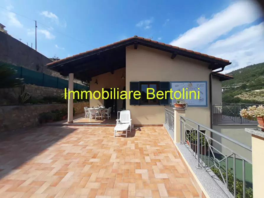 Immagine 46 di Villa in vendita  in via degli inglesi a Bordighera