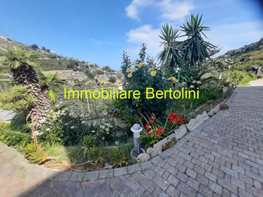 Immagine 58 di Villa in vendita  in via degli inglesi a Bordighera