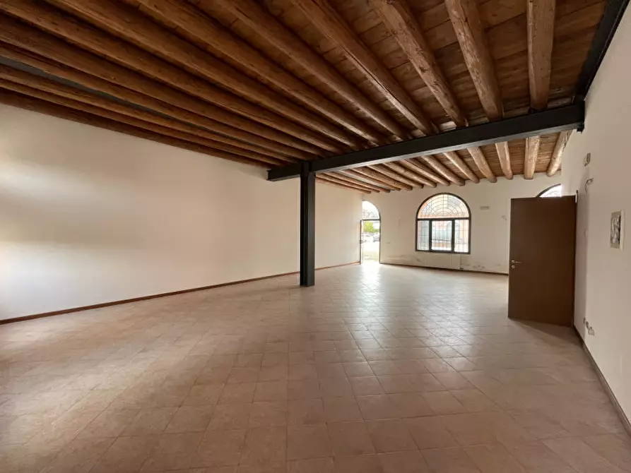 Immagine 3 di Ufficio in vendita  in VIA CHIOGGIANO a Cologna Veneta