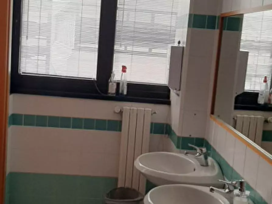 Immagine 20 di Ufficio in affitto  in VIA BURONA a Vimodrone
