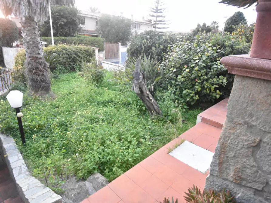 Immagine 8 di Villa in vendita  a Quartu Sant'elena