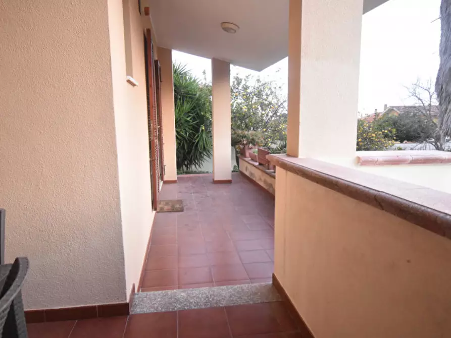 Immagine 13 di Villa in vendita  a Quartu Sant'elena