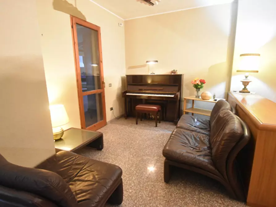 Immagine 31 di Villa in vendita  a Quartu Sant'elena