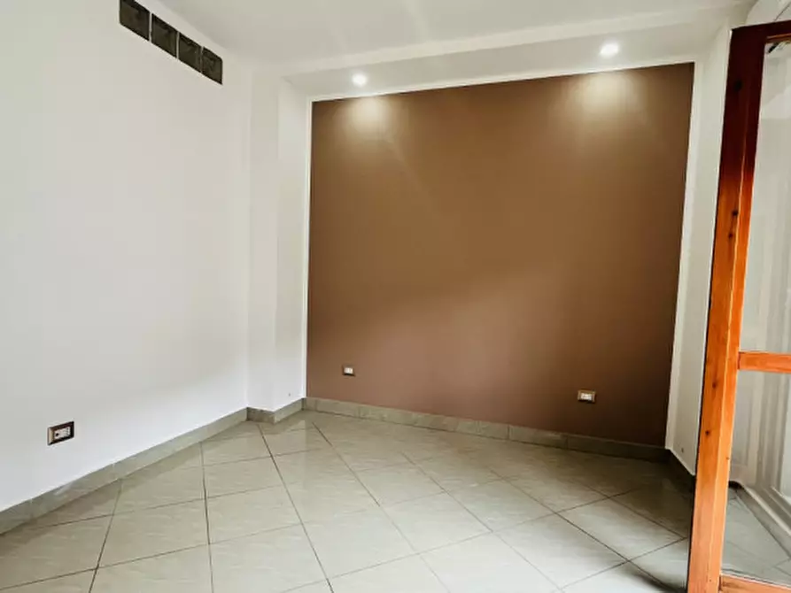 Immagine 12 di Appartamento in affitto  in VIA ANTICA GIARDINI a Giugliano In Campania