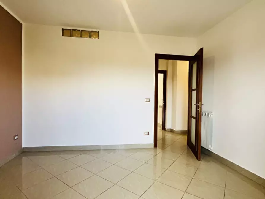 Immagine 19 di Appartamento in affitto  in VIA ANTICA GIARDINI a Giugliano In Campania