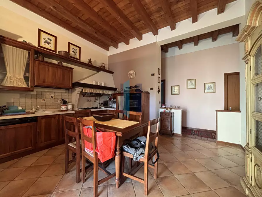 Immagine 5 di Rustico / casale in vendita  a Brescia