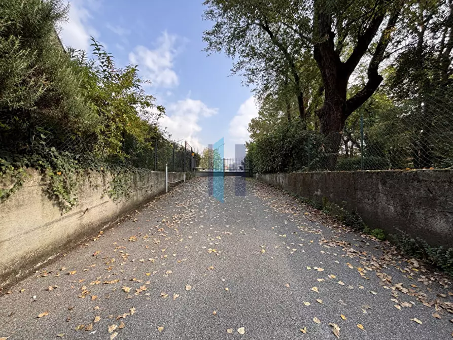 Immagine 37 di Appartamento in vendita  in Via Torricella Di Sopra a Brescia