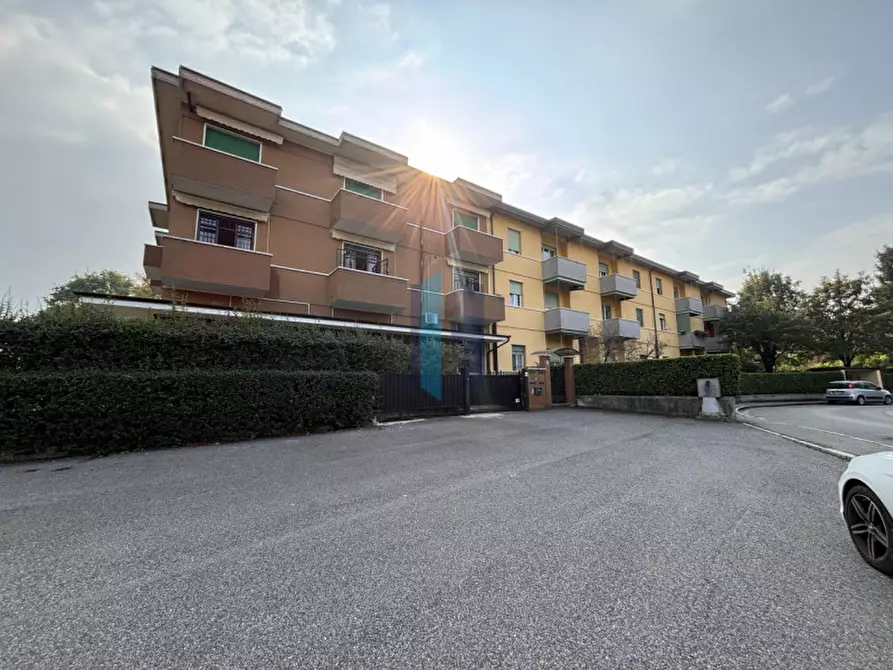 Immagine 40 di Appartamento in vendita  in Via Torricella Di Sopra a Brescia