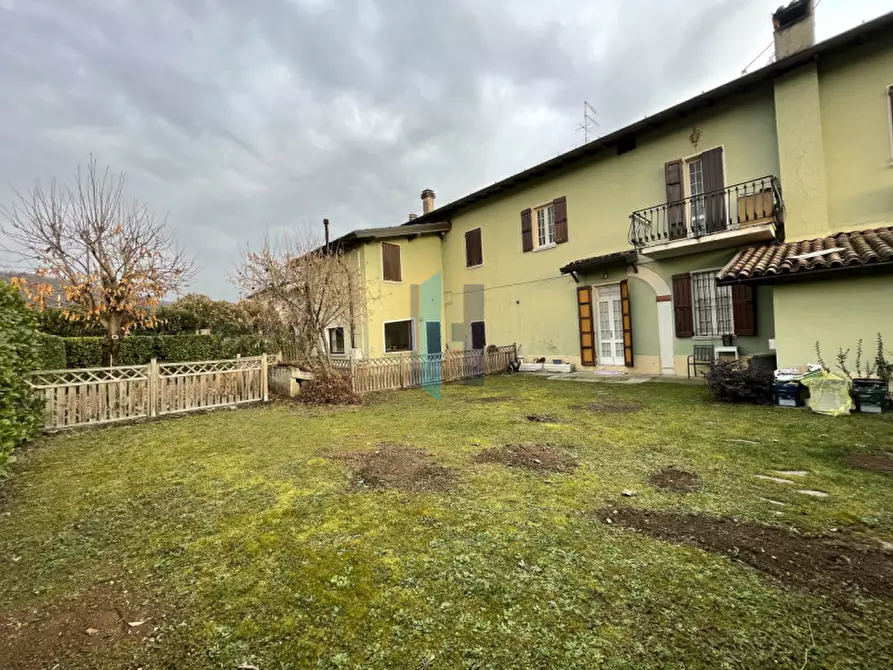 Immagine 13 di Casa bifamiliare in vendita  in Via Zoccolo a Brescia