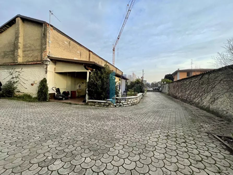 Immagine 31 di Casa bifamiliare in vendita  in Via Zoccolo a Brescia