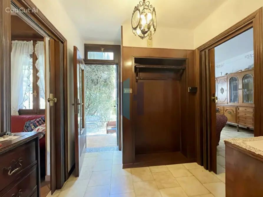 Immagine 5 di Casa bifamiliare in vendita  in Via Bettoni a Brescia