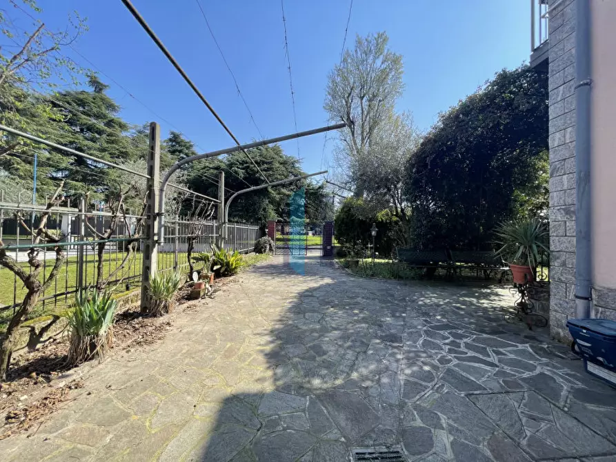 Immagine 33 di Casa bifamiliare in vendita  in Via Bettoni a Brescia