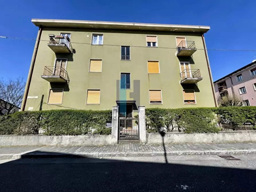 Immagine 30 di Appartamento in vendita  in Traversa Quattordicesima Villaggio La Famiglia a Brescia