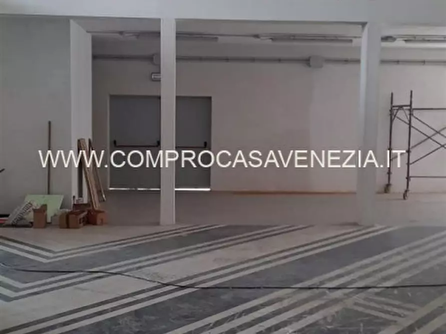 Immagine 1 di Capannone industriale in affitto  in via alle cave a Casale Sul Sile