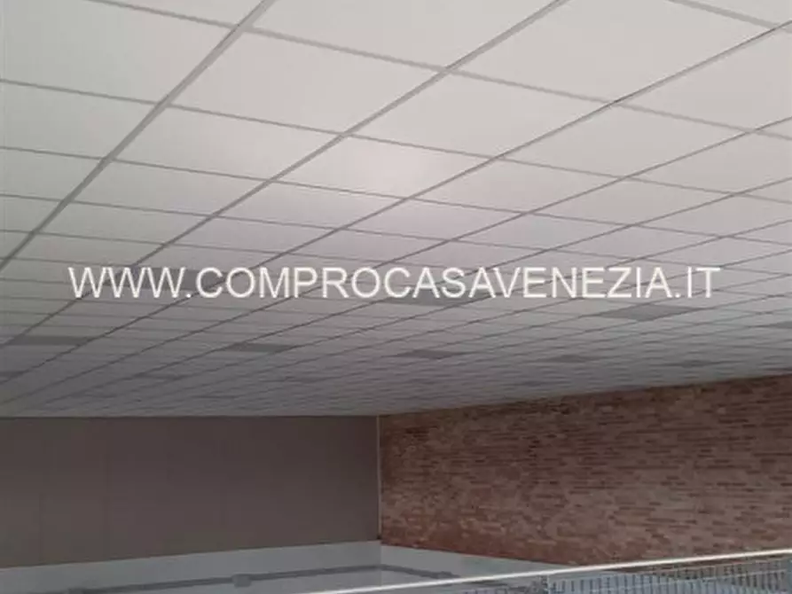 Immagine 6 di Capannone industriale in affitto  in via alle cave a Casale Sul Sile