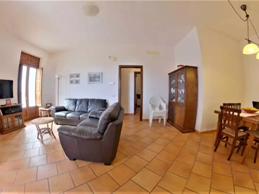 Immagine 25 di Casa trifamiliare in vendita  a Fasano